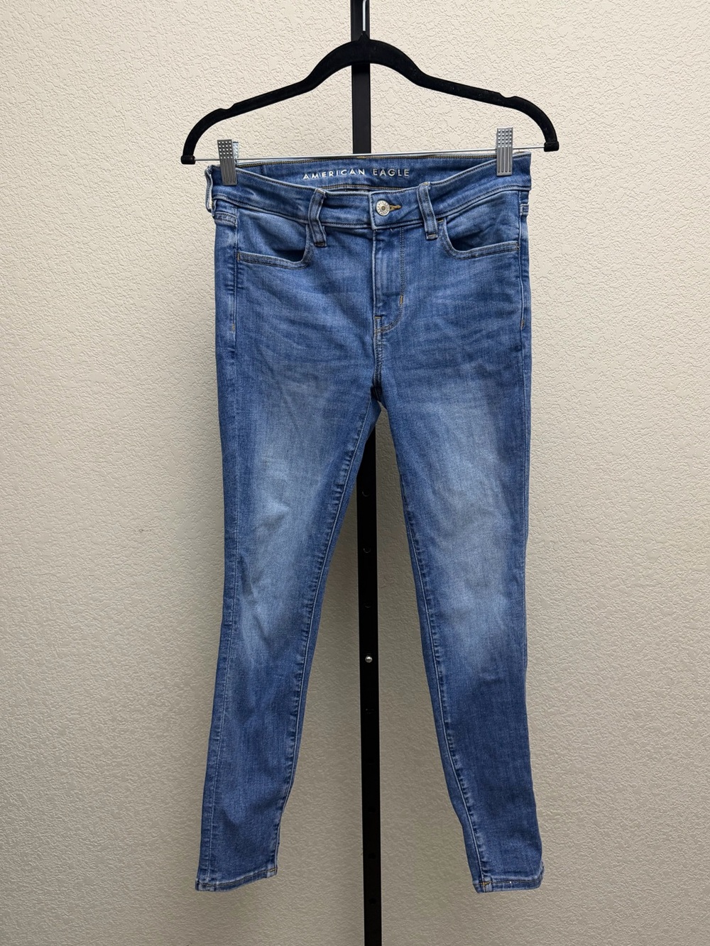 American Eagle Outfitters Women’s Light Blue Skinny Jeggings